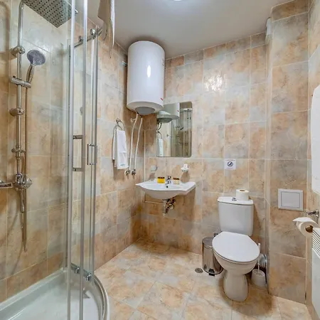 Two-bedroom Warm Mountain Hideout * Pamporovo